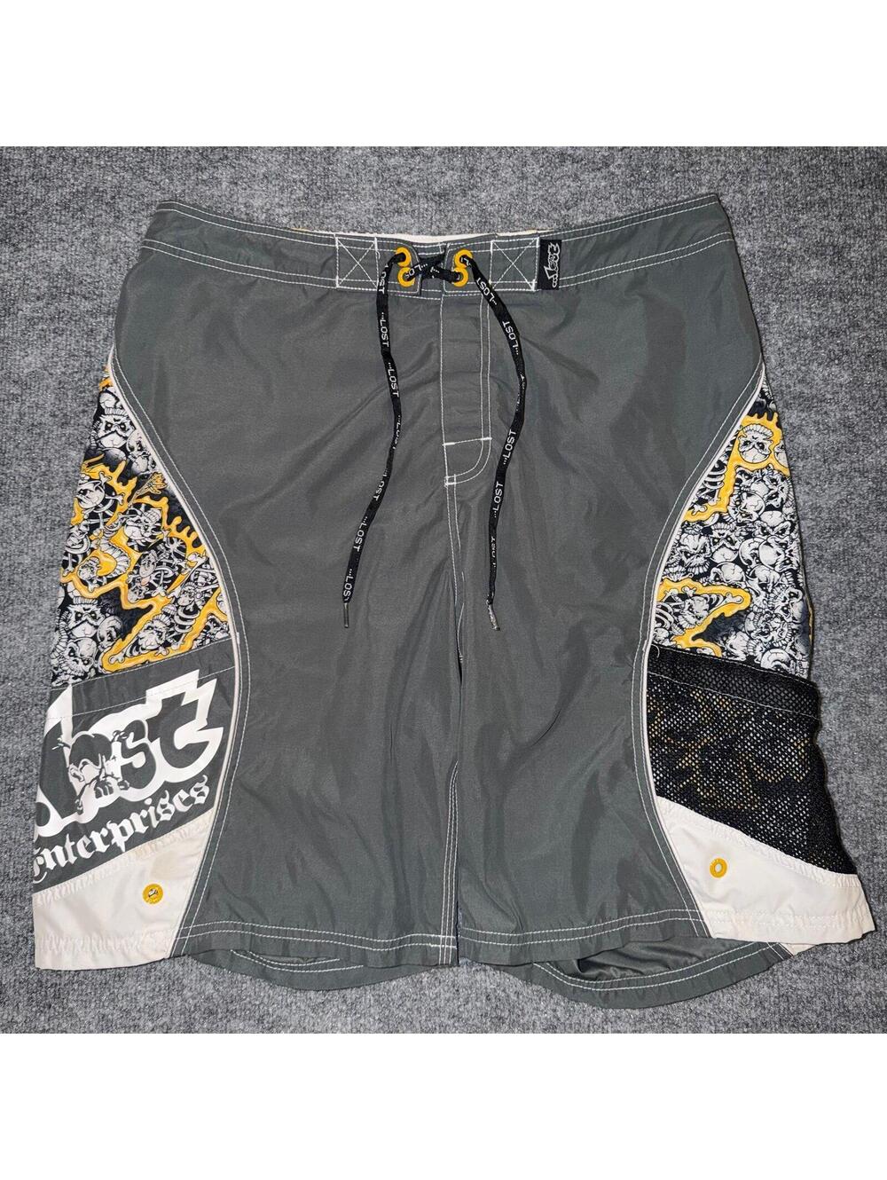 LOST Enterprises Grail Skull Surf Board Shorts Mens XL 36 VTG Y2K 90s Rare